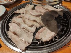 -唯成•韩国炭火烤肉 유성고기