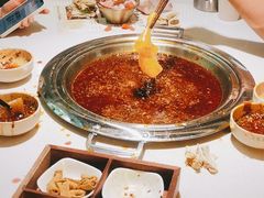 -老房老舍重庆火锅(假日城市店)