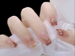 -悦指间美甲美睫