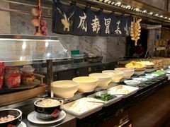 自助取餐区-岷山饭店-芝芝自助餐厅