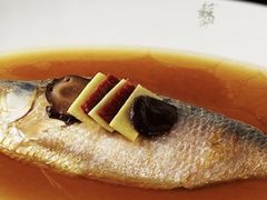 招牌中式清蒸鲥鱼-苏浙汇(肇嘉浜路总店)
