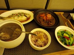 -臻康乃馨月子中心(集美店)