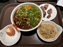 肉蛋双飞牛肉面-清真·马安军辣子牛肉面