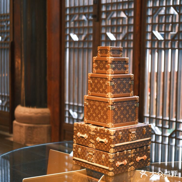 在成都遇见LV中国首家餐厅THE HALL