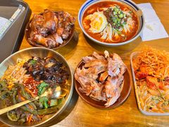 -聚合鑫东北熏酱熟食麻辣面(长阳店)