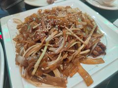 干炒牛河-玉兰苑一等茶餐厅