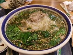 -云阿蛮云南生烫牛肉米线(奉贤路店)