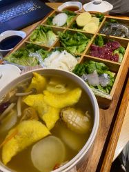 -裕月馨月子中心(滨江店)
