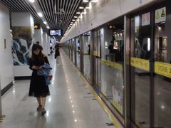 -龙溪路(地铁站)