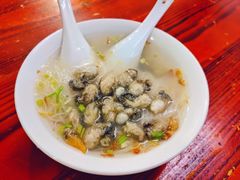 蚵仔面线-建国蚵煎蚵面