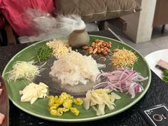 -得意咚瓜·顺德鱼生·冬瓜火锅(深圳首店)