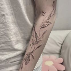 -極致刺青TATTOO STUDIO 私人订制