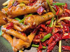 -曼听小寨海鲜烧烤·大连辣炒大王(盖州街店)