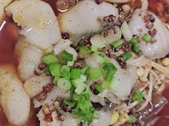 椒椒麻香鱼-渝是乎酸菜鱼(龙旗购物中心店)