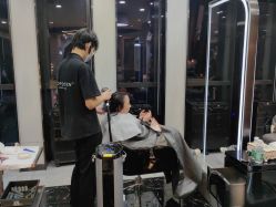 -TOP HAIR SALON
