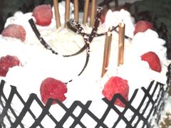 -DQ·蛋糕·冰淇淋(大宁国际商业广场店)