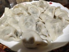 -东来菜馆•手抓海鲜家常菜•海鲜锅贴(鸽子窝店)