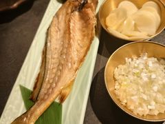 -铭牛烧肉·和牛海鲜自助(高新月牙湖店)