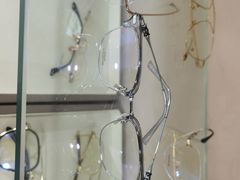 -发茂眼镜·蔡司依视路镜片(镇坪路店)