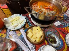 -弘烨 贵州酸汤 鱼火锅(东财店)