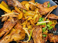 -风光老灶麻辣香锅(大成路翠微百货店)