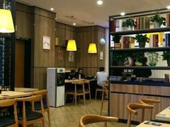 大堂-大鼓米线(常州钟楼新世纪DM店)