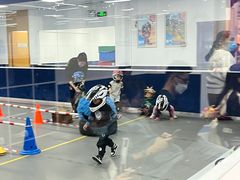 -八爪矩阵极限运动馆·儿童平衡车·感统训练(南海子公园校区)