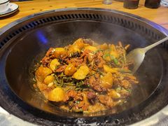 -山里屯铁锅炖·东北菜(康桥店)