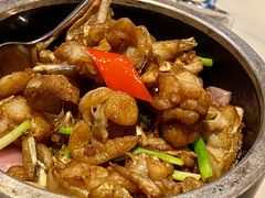 砂锅葱香蛙-南麓·浙里(外滩店)