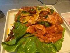 鸡腿肉-正宗齐齐哈尔烤肉·齐牛哥鲜切炭火烤肉(杭州总店)