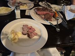 -Keens Steakhouse