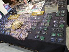 -肆兮眼镜·蔡司·徕卡战略合作店(大坪店)