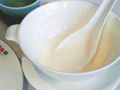 蛋白杏仁茶-海湾壹品·粤菜·早茶·烤鸭(拱北店)