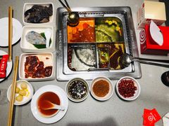 -海底捞火锅(海宁路店)