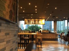 大堂-星巴克臻选(湖滨道店)