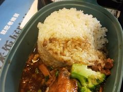 -老娘舅餐厅(黄龙体育中心店)