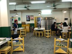 大堂-石灰市老火锅(北滨路店)