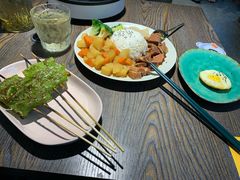 -鼎牛牛炖锅·烤串(温泉路店)