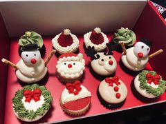 圣诞奇遇迷你纸杯蛋糕-派悦坊·甜品·蛋糕(日坛店)