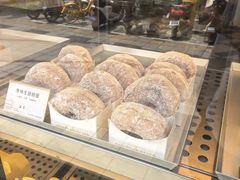 -85度C(生甜甜圈研究工坊·上海局门店)