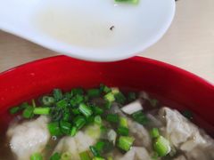 -张阿三馄饨店