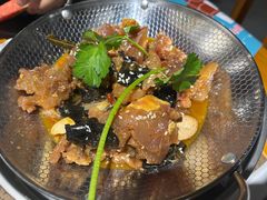 -悦牧·酸汤牛肉火锅(沃尔玛店)