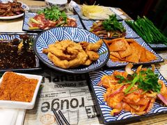 -燚店·铁板鱼蛙·烤肉·烤串(北新桥店)