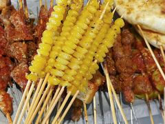 -卞二小串·鹤岗烧烤·坑烤(永定路店)