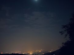 -鬼笑石后山停车场