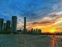 -东港音乐喷泉广场