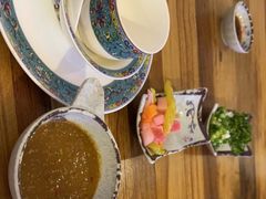 -毛辣果·贵州红酸汤牛肉火锅(西单店)