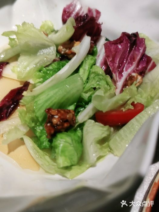 旺顺阁鱼头泡饼(大望路店)鲜蔬大拌菜图片