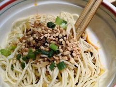 -八二小区抄手(龙湖上城天街店)