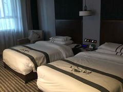 -乌鲁木齐百世昌龙泉酒店(大巴扎店)